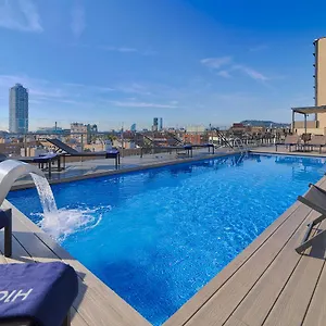 4* מלון H10 Marina